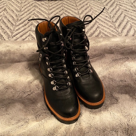 isaya combat boot